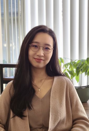 Angelica Yinling Sun, LMFT, therapist in Los Angeles, California